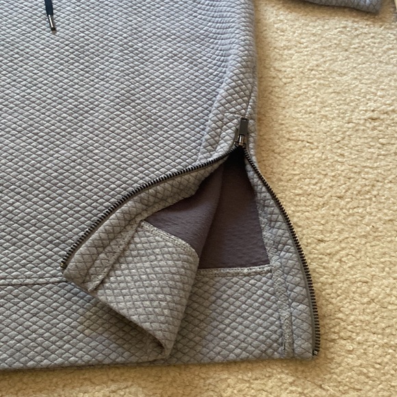 Soft gray pull over hoodie. - Picture 4 of 7